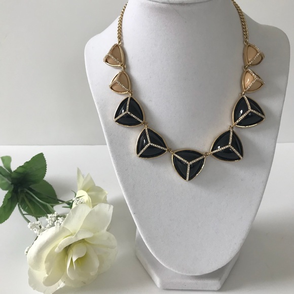 Fossil Jewelry - Nwt Fossil Gold Tone Statement Necklace With Black Beige Stones And Pave 16”-18”